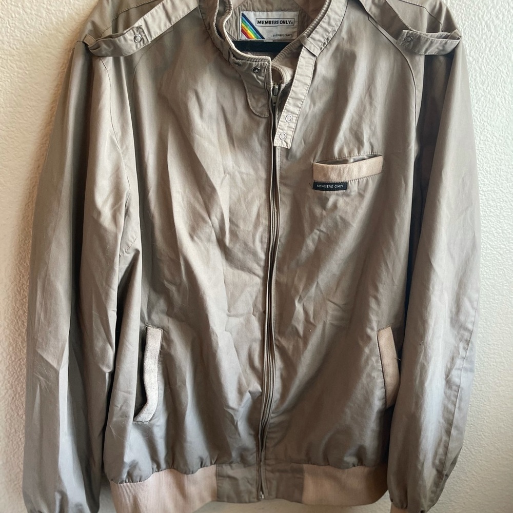 MEMBERS ONLY JACKET